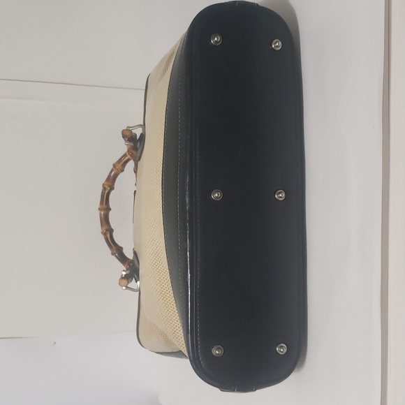 Dooney & Bourke Vinyl Coated Bamboo Handles Tote/ Shoulder Bag - Picture 4 of 15